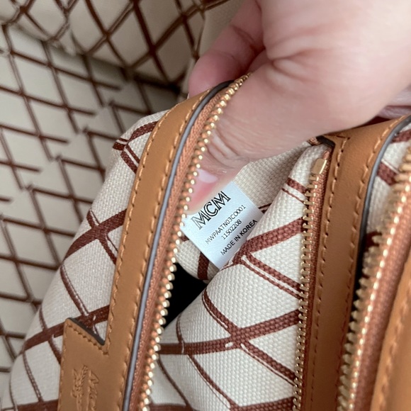 ❌SOLD❌NWT MCM Toni Visetos Coated Canvas Shopper Tote Bag - Picture 8 of 16